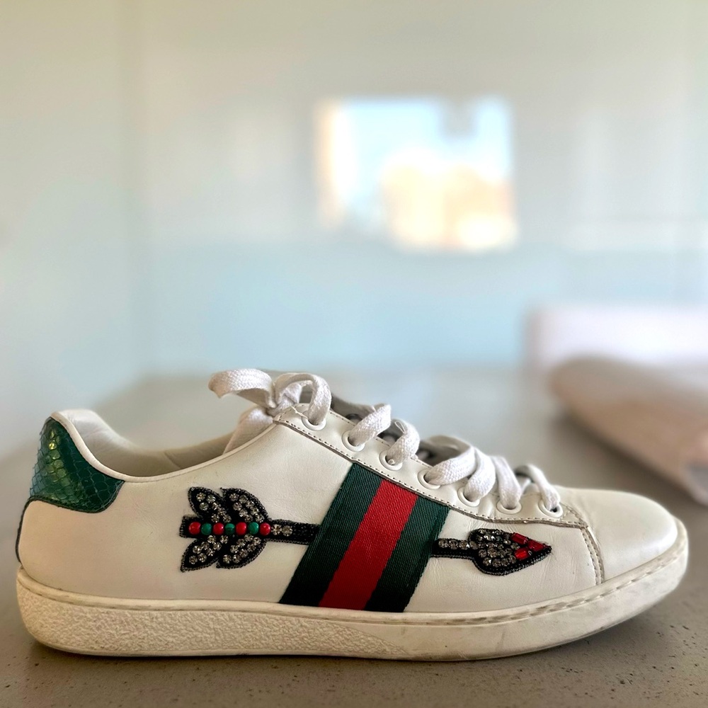 Gucci White Leather Ace Sneakers with Green and Red Web and Embellished Bee - Picture 7 of 8